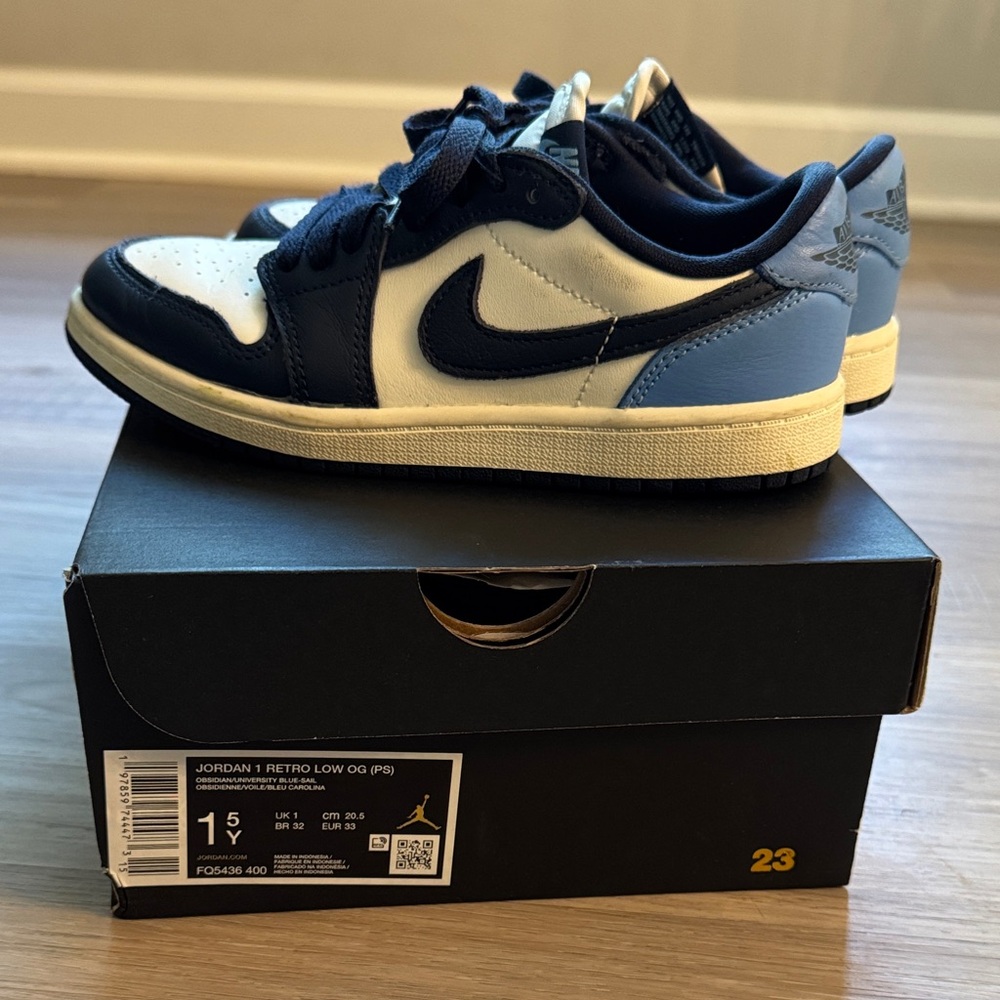 Jordan Low OG PS Navy and White Sneakers